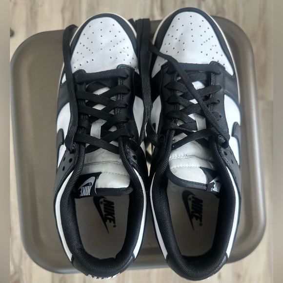 Nike Dunks - Panda - Picture 2 of 6